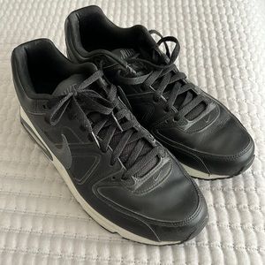 Nike Air Max, Mens Size 11.5, Great Used Condition. Black with light grey sole